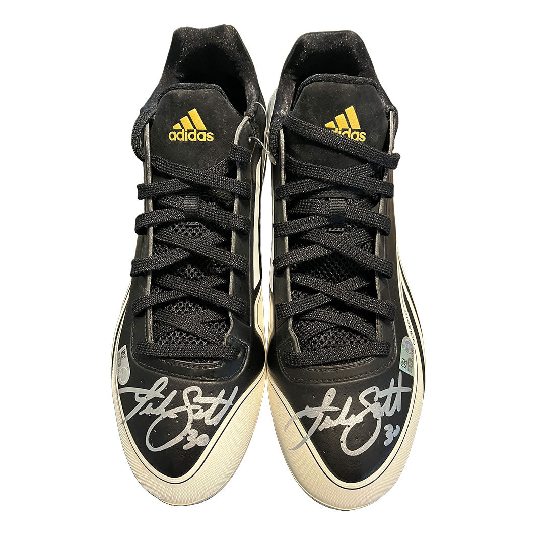 Authentic Autographed Memorabilia