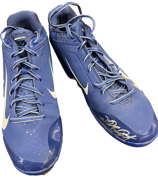 Authentic Autographed Memorabilia