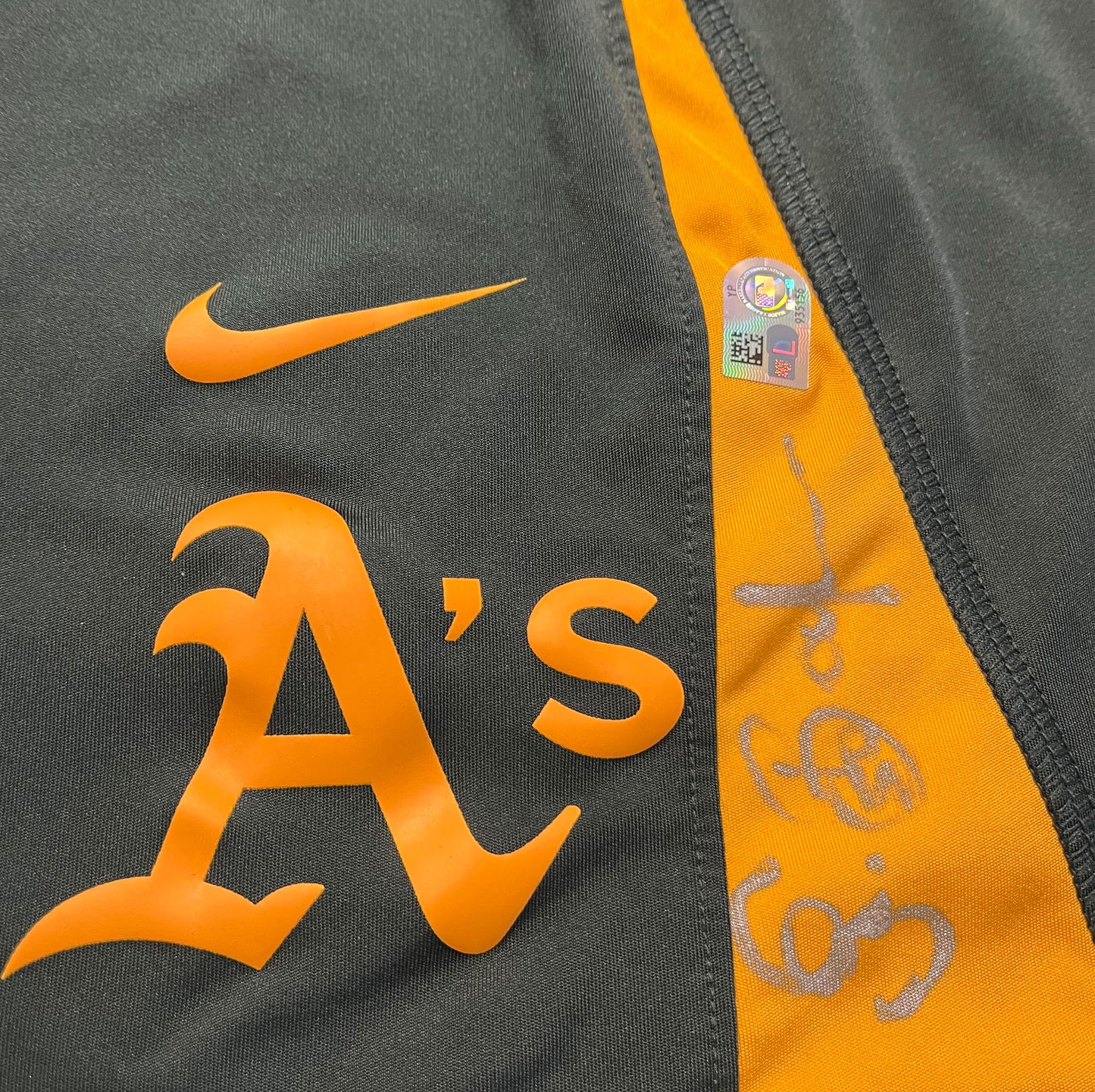 Authentic Autographed Memorabilia