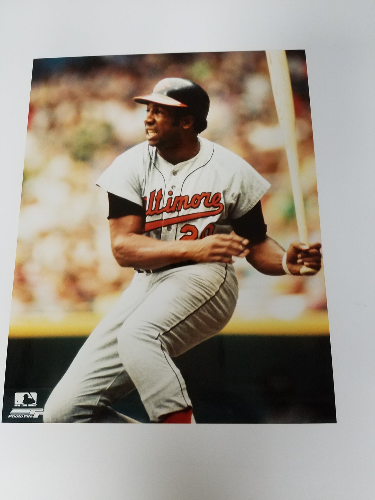 UNSIGNED Frank Robinson (batting) 8x10