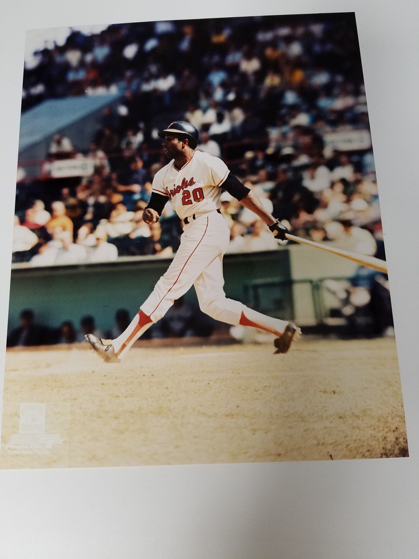 UNSIGNED Frank Robinson (batting2) 8x10
