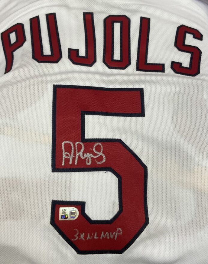 Authentic Autographed Memorabilia 