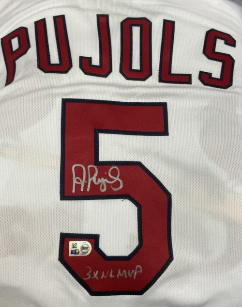 Authentic Autographed Memorabilia 