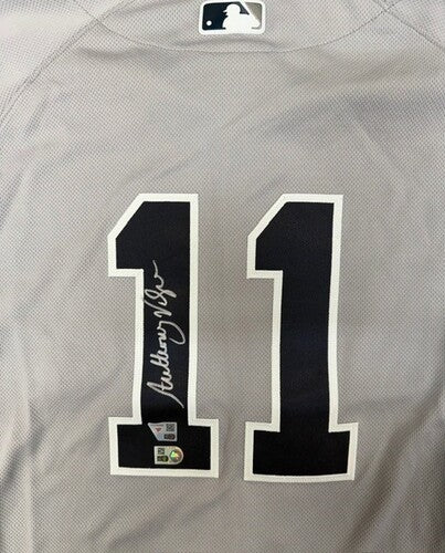 Authentic Autographed Memorabilia 