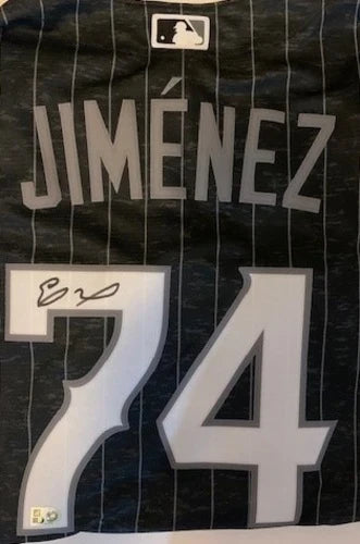 Authentic Autographed Memorabilia 