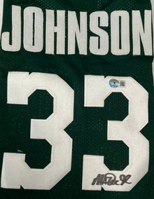 Authentic Autographed Memorabilia 