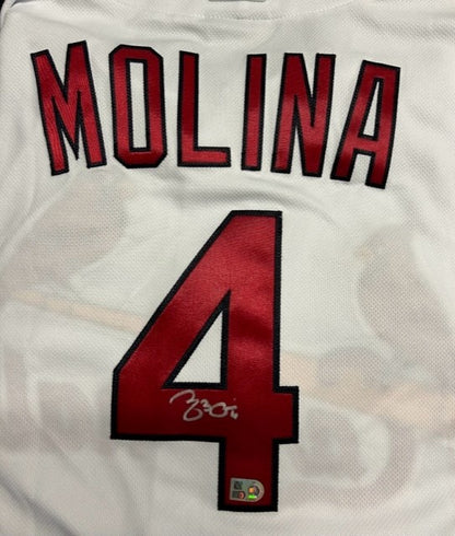 Authentic Autographed Memorabilia 