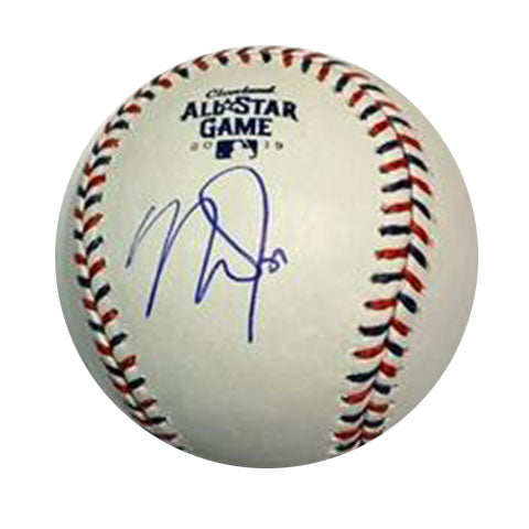 Authentic Autographed Memorabilia 