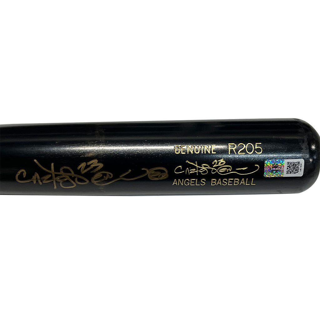 Authentic Autographed Memorabilia 