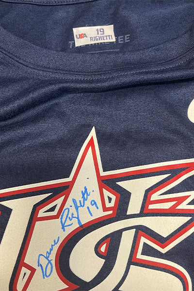 Authentic Autographed Memorabilia 