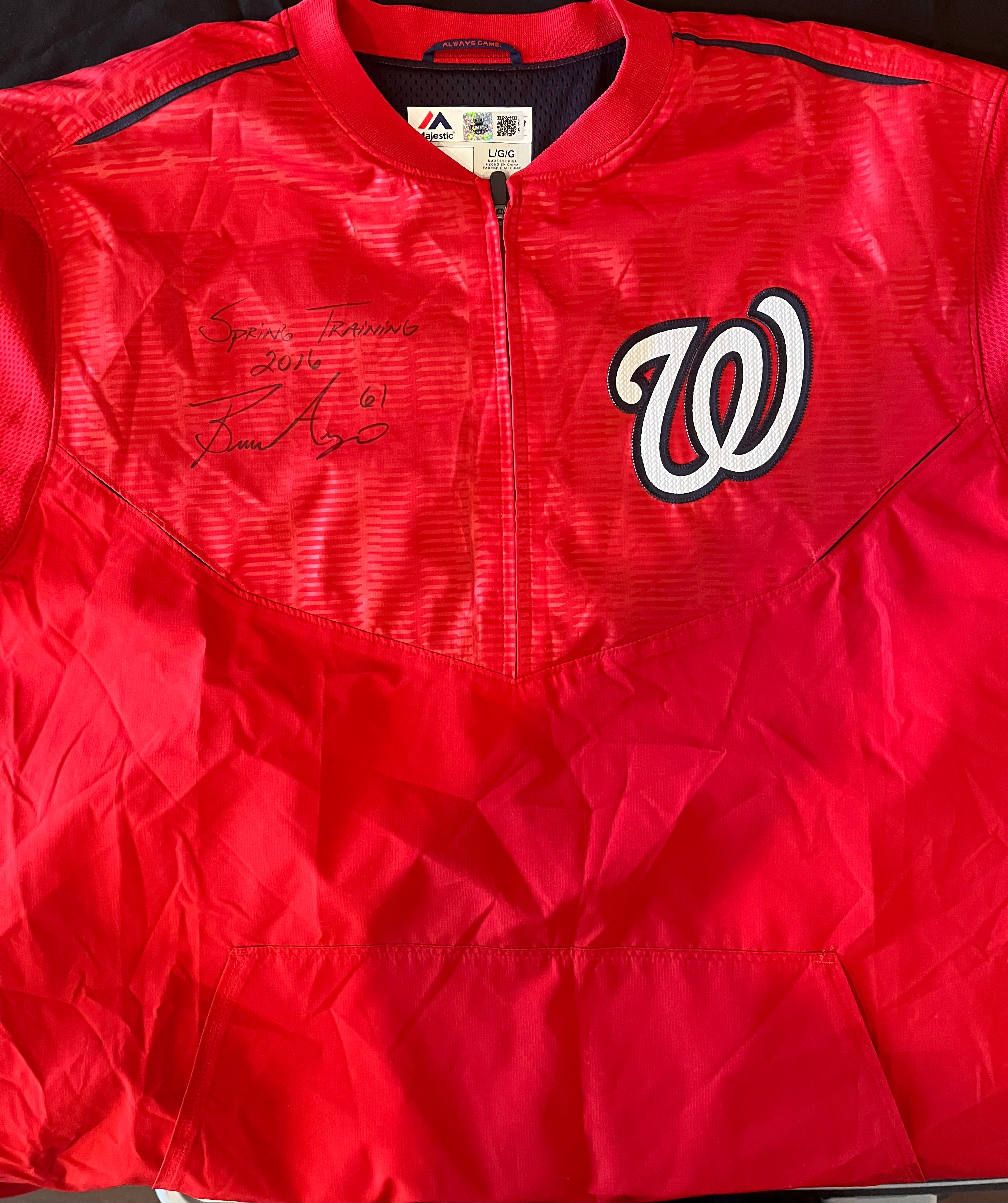 Authentic Autographed Memorabilia 