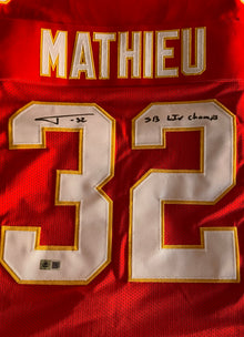 Authentic Autographed Memorabilia 