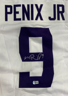 Authentic Autographed Memorabilia 
