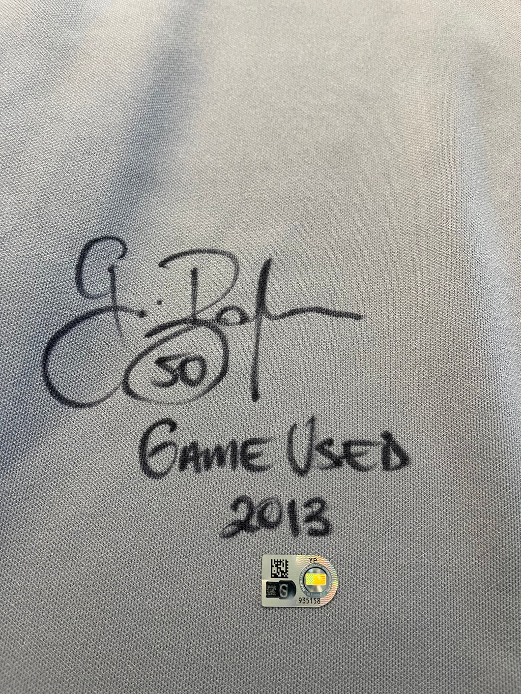 Authentic Autographed Memorabilia 