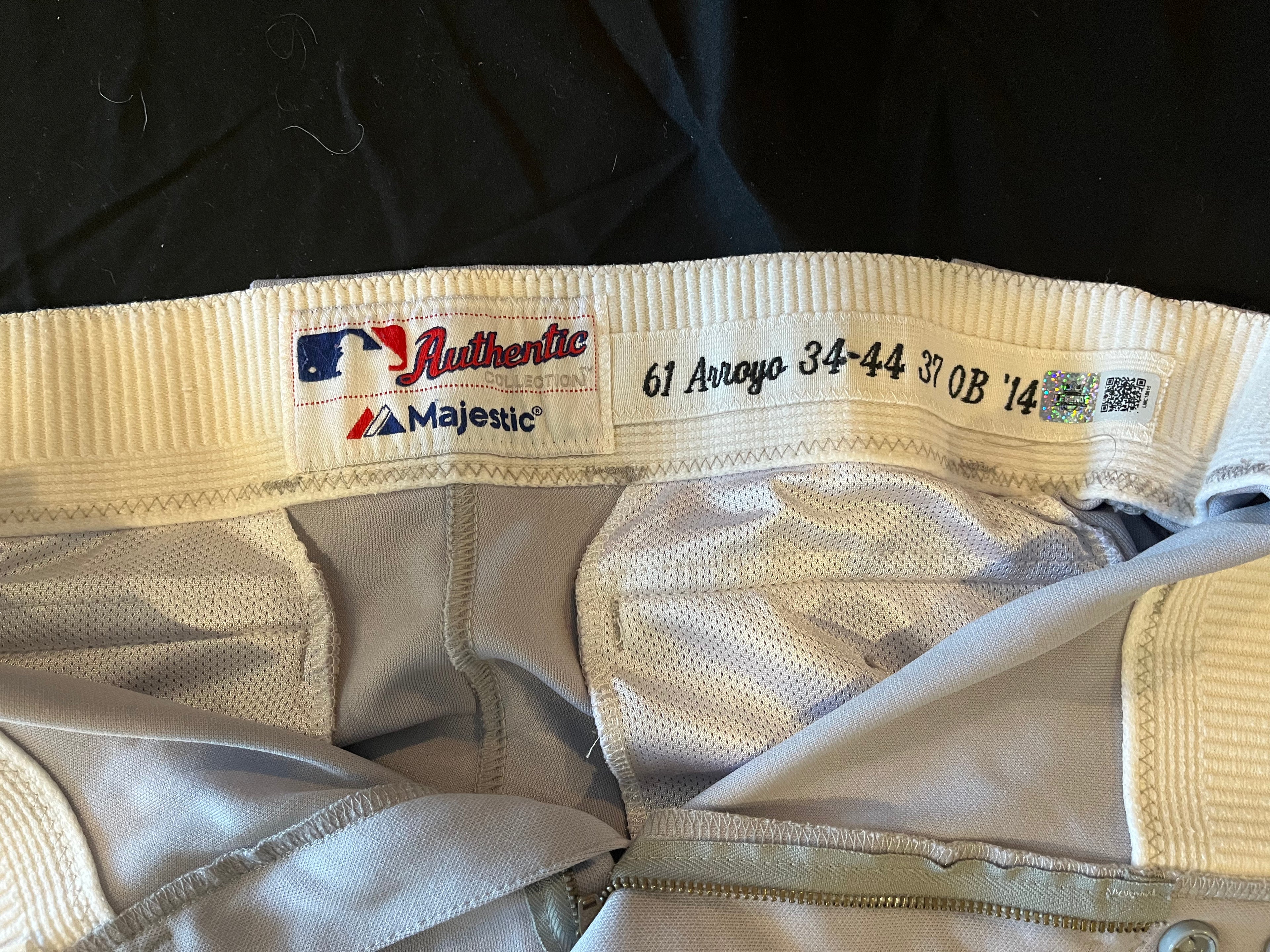 Authentic Autographed Memorabilia 