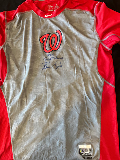 Authentic Autographed Memorabilia 