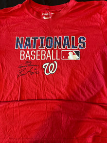 Authentic Autographed Memorabilia 