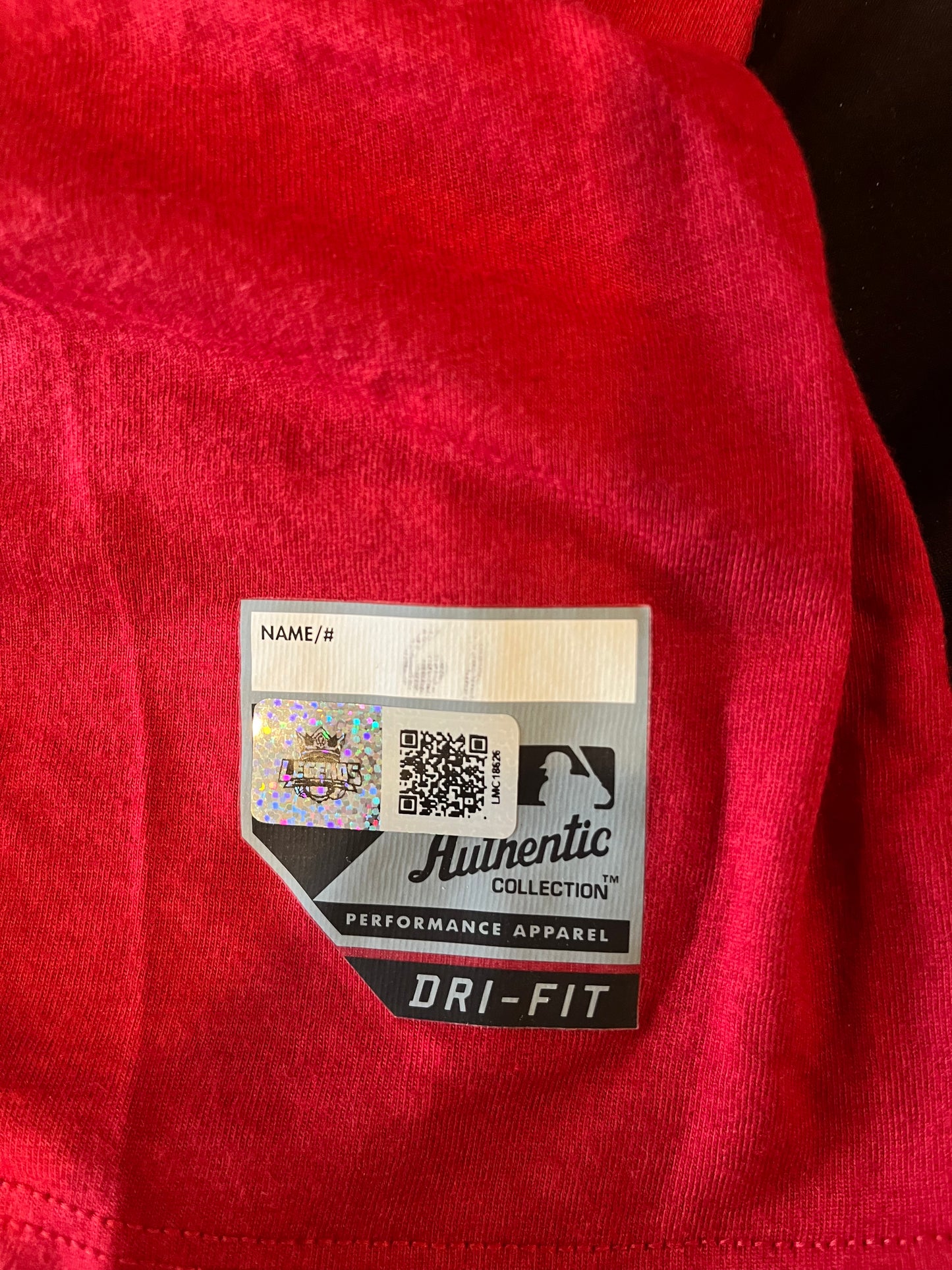 Authentic Autographed Memorabilia 