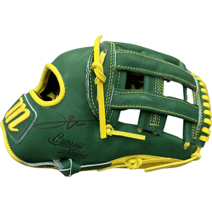 Leo De Vries Autographed Game Model Glove
