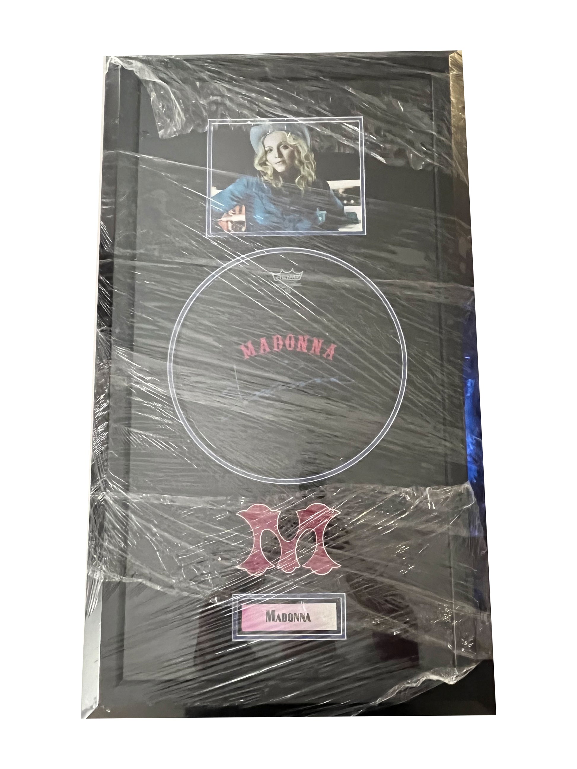 Authentic Autographed Memorabilia 