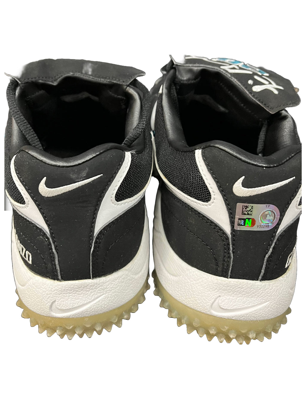 Authentic Autographed Memorabilia 