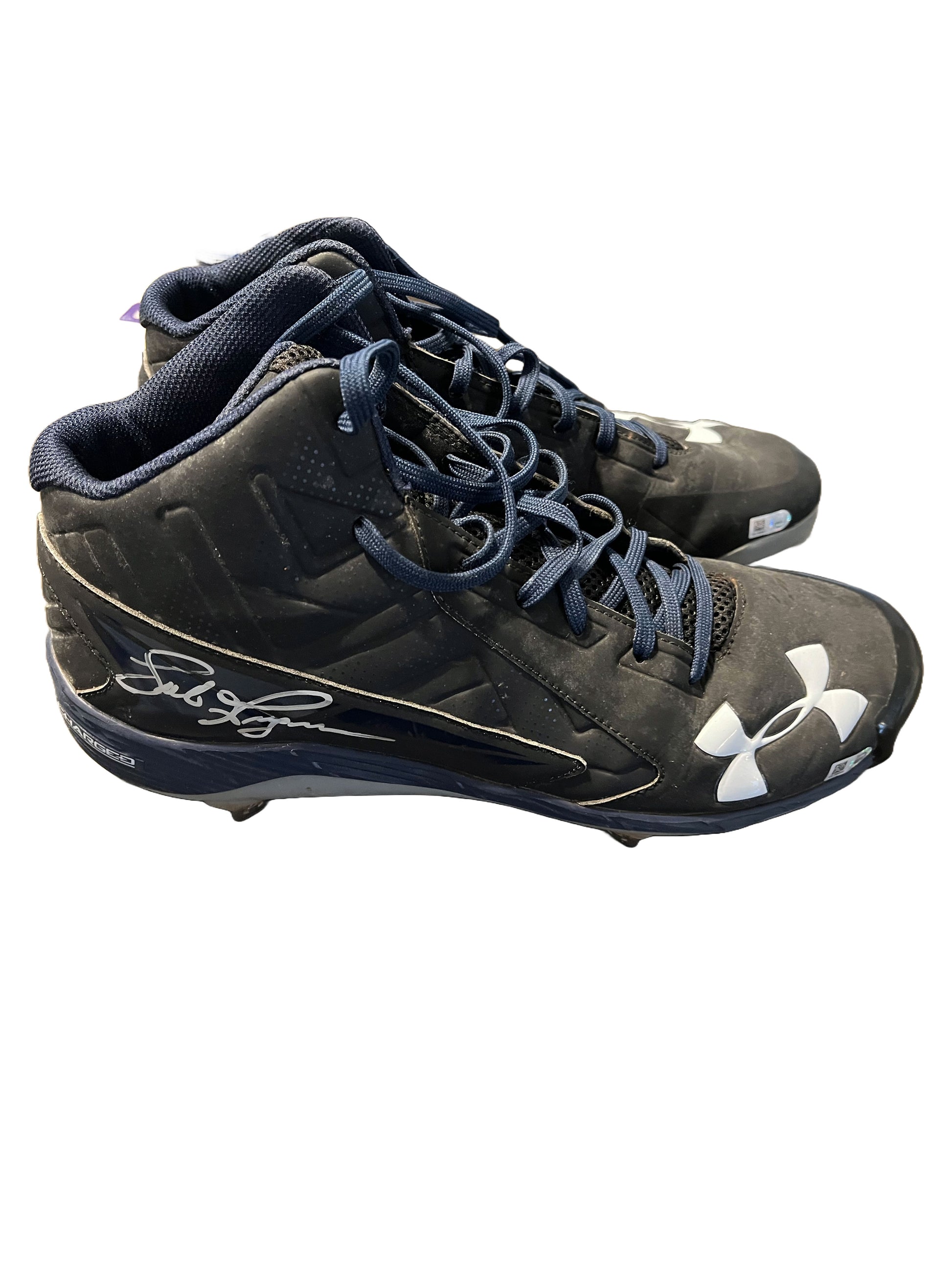 Authentic Autographed Memorabilia 