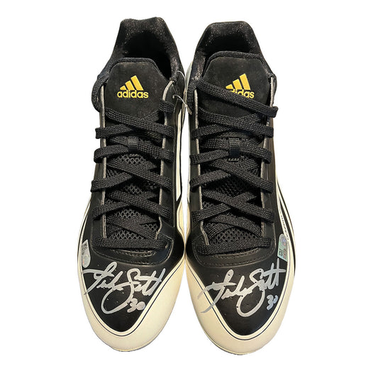 Authentic Autographed Memorabilia 