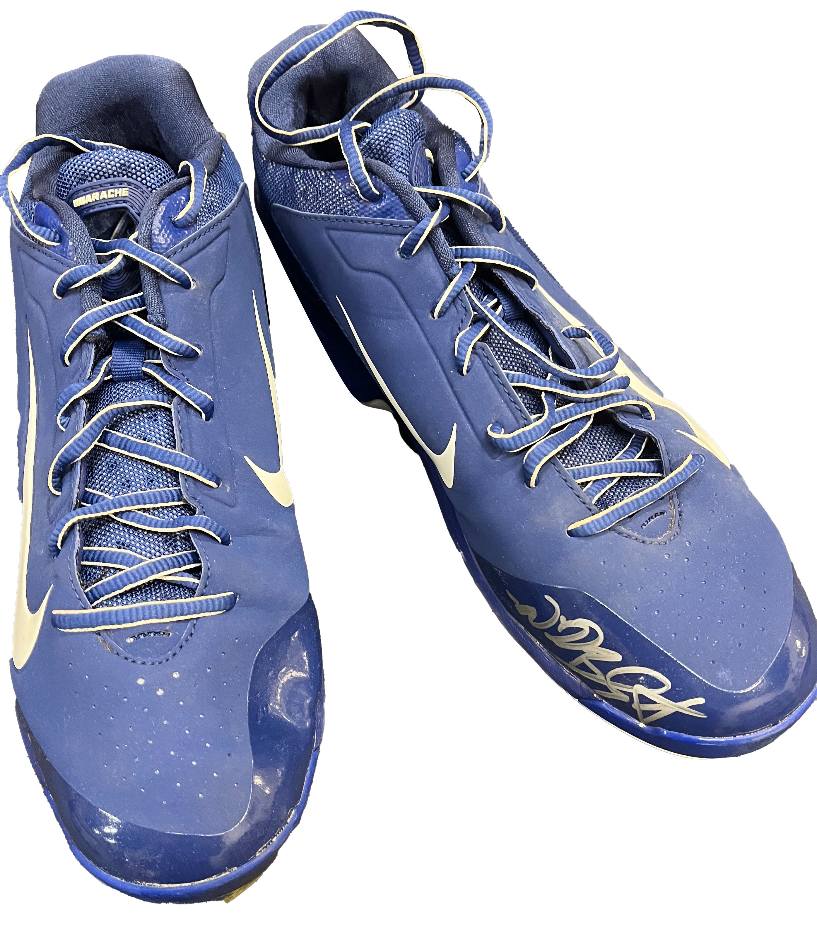 Authentic Autographed Memorabilia 