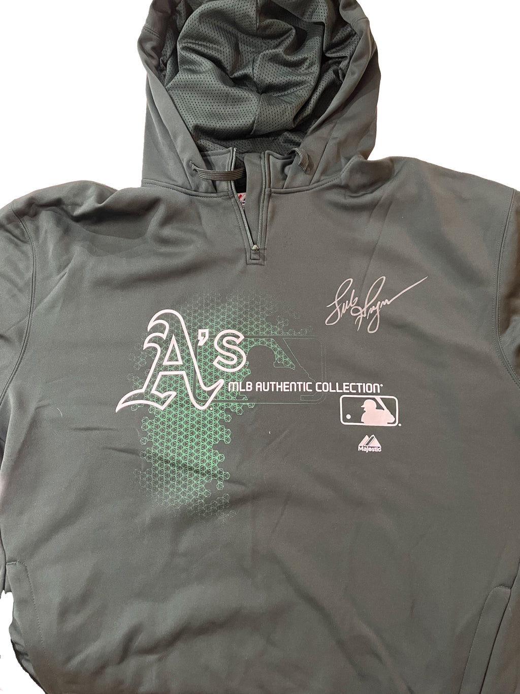 Authentic Autographed Memorabilia 