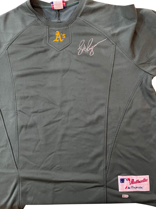 Authentic Autographed Memorabilia 