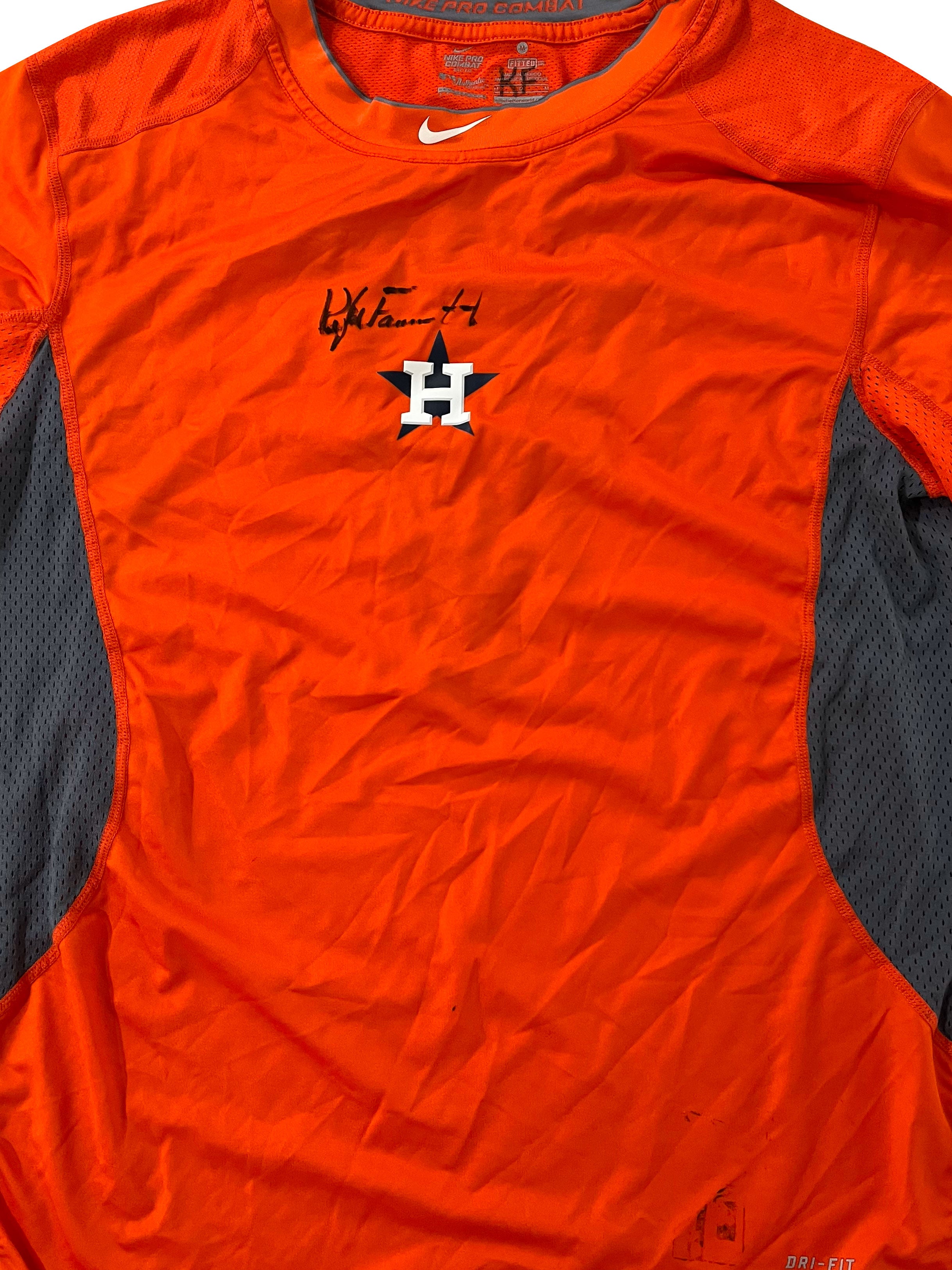 Authentic Autographed Memorabilia 