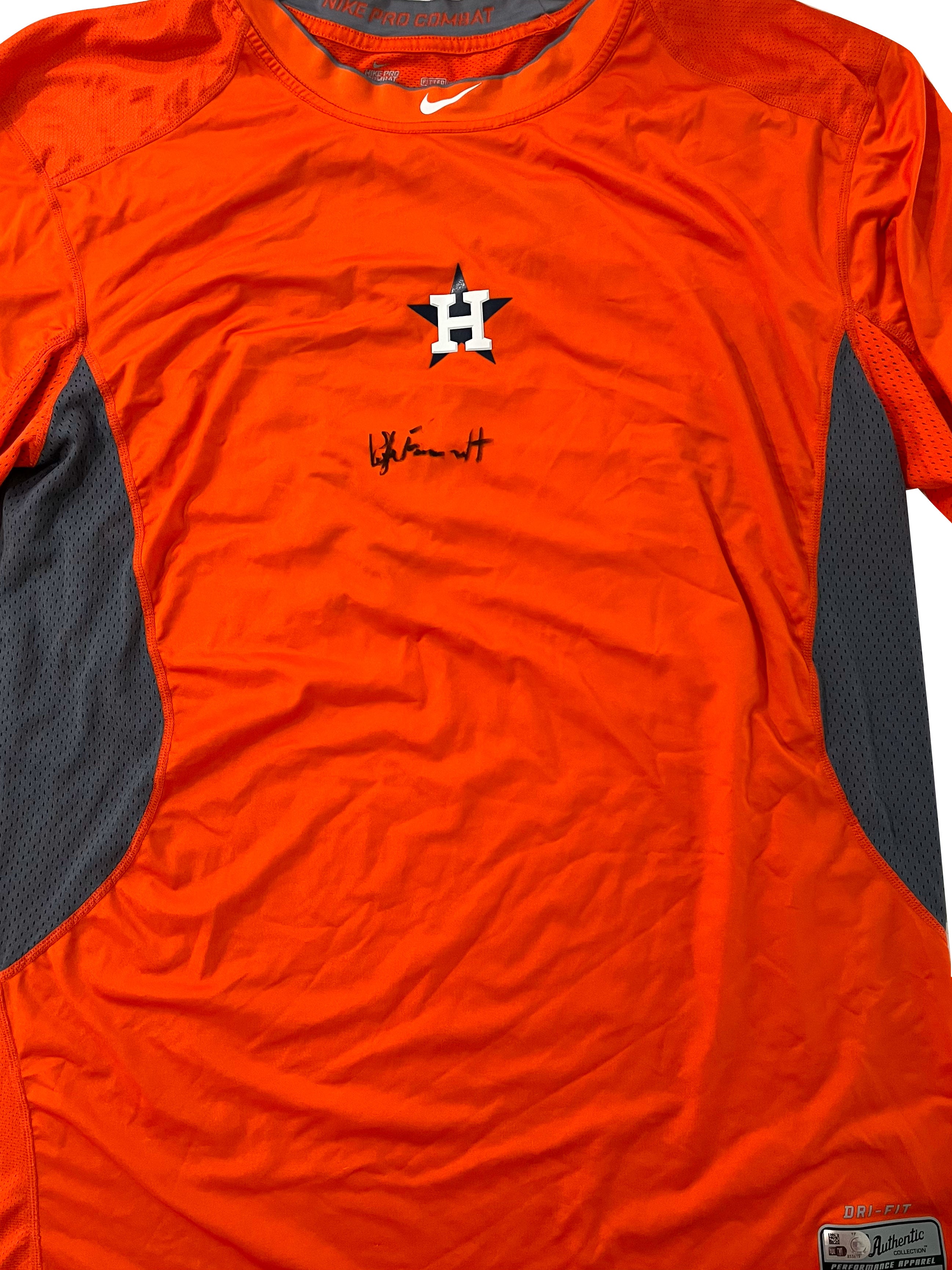 Authentic Autographed Memorabilia 