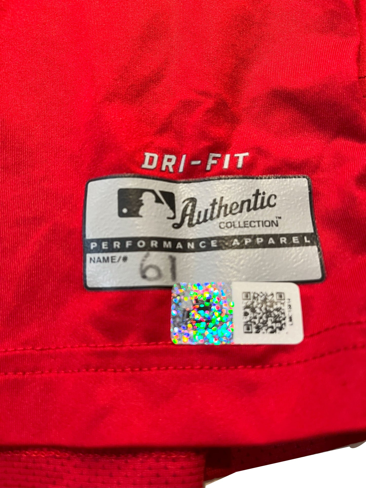 Authentic Autographed Memorabilia 