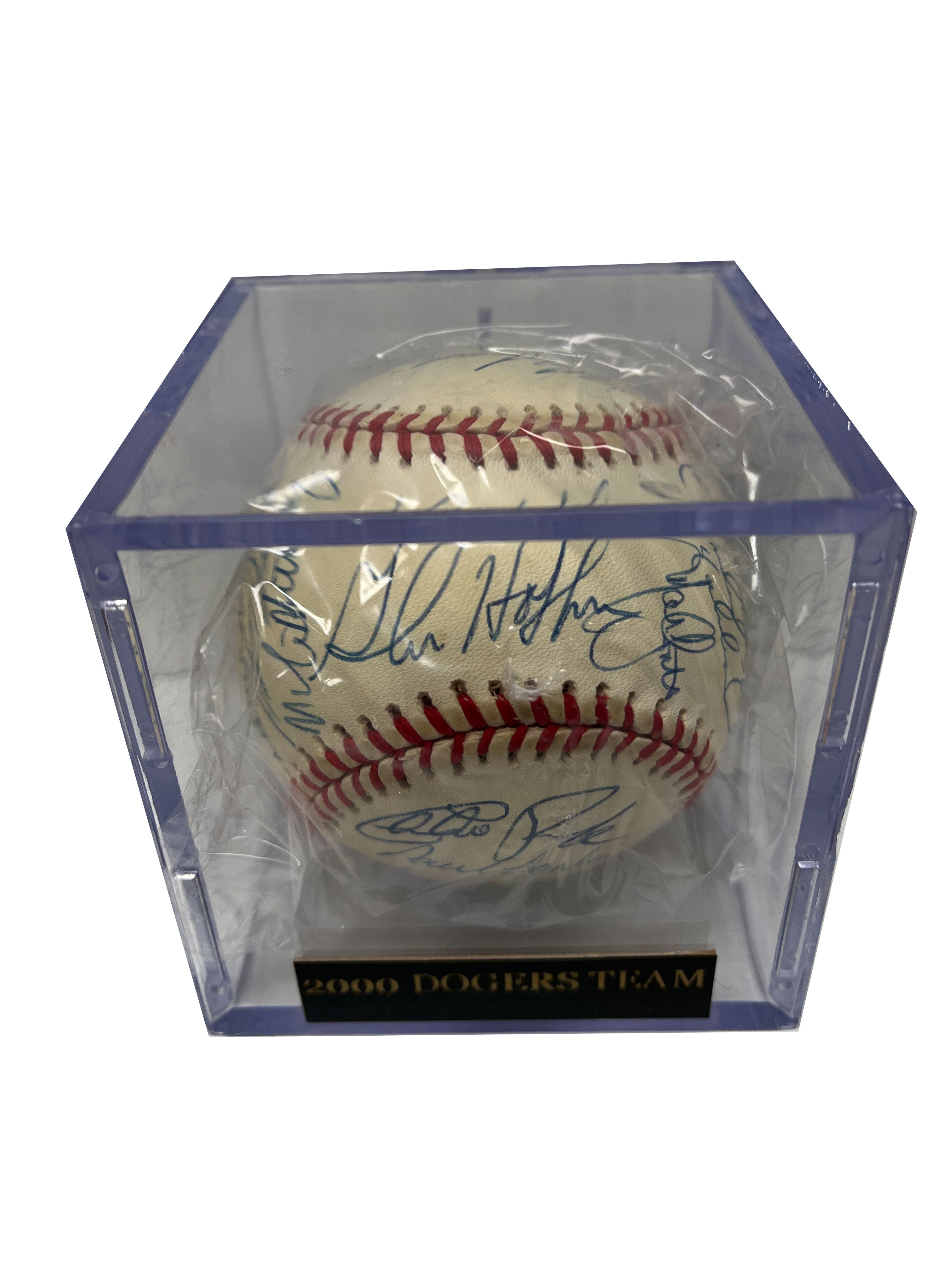 Authentic Autographed Memorabilia 