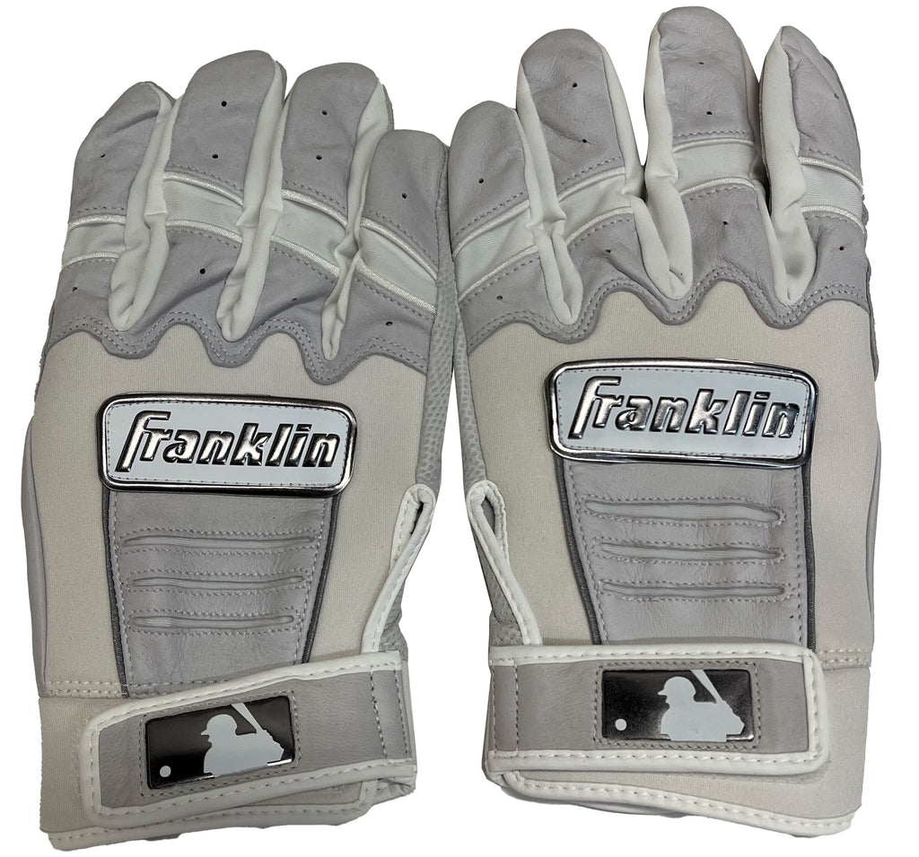 Authentic Autographed Memorabilia 