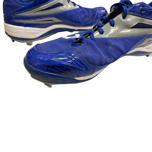 Authentic Autographed Memorabilia 