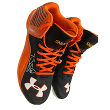 Authentic Autographed Memorabilia 