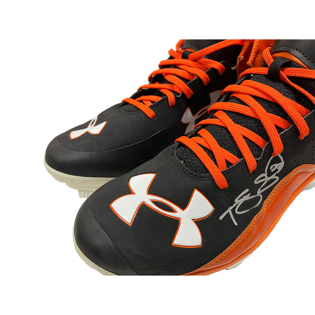 Authentic Autographed Memorabilia 