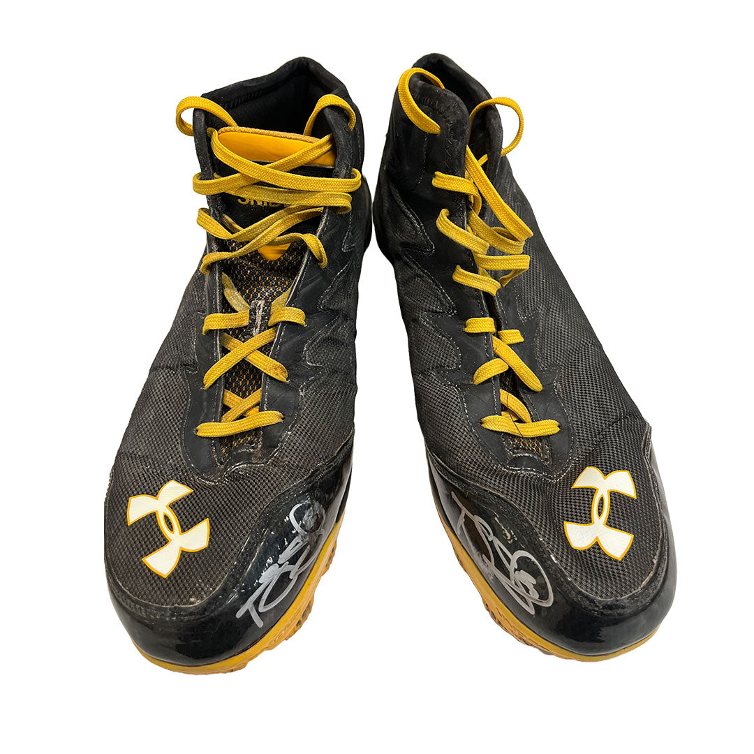 Authentic Autographed Memorabilia 