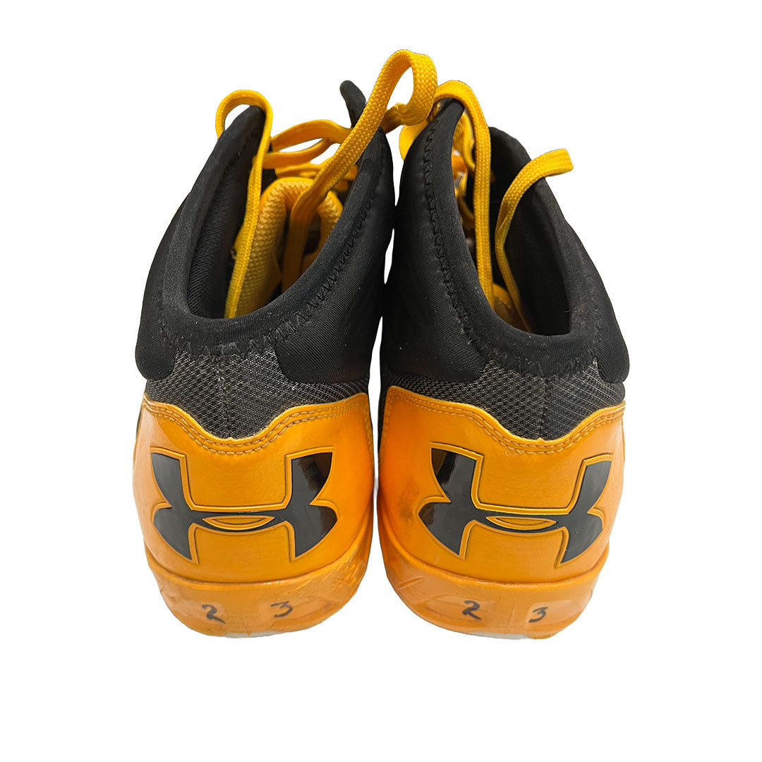 Authentic Autographed Memorabilia 