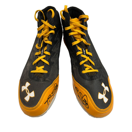 Authentic Autographed Memorabilia 