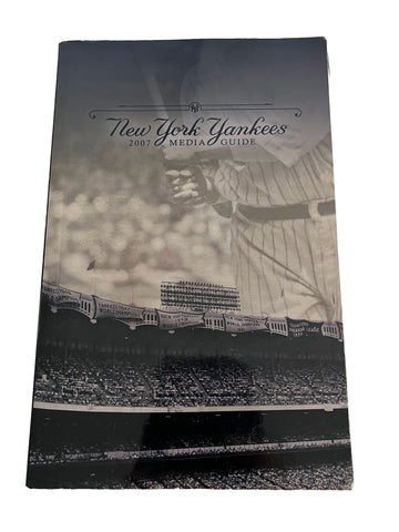 New York Yankees 2007 Media Guide - Player's Closet Project