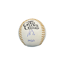 Authentic Autographed Memorabilia 