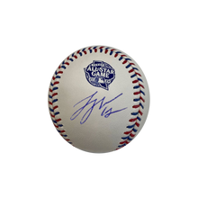Authentic Autographed Memorabilia 