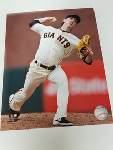 Authentic Autographed Memorabilia 