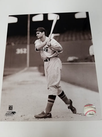 UNSIGNED Bobby Doerr 8x10