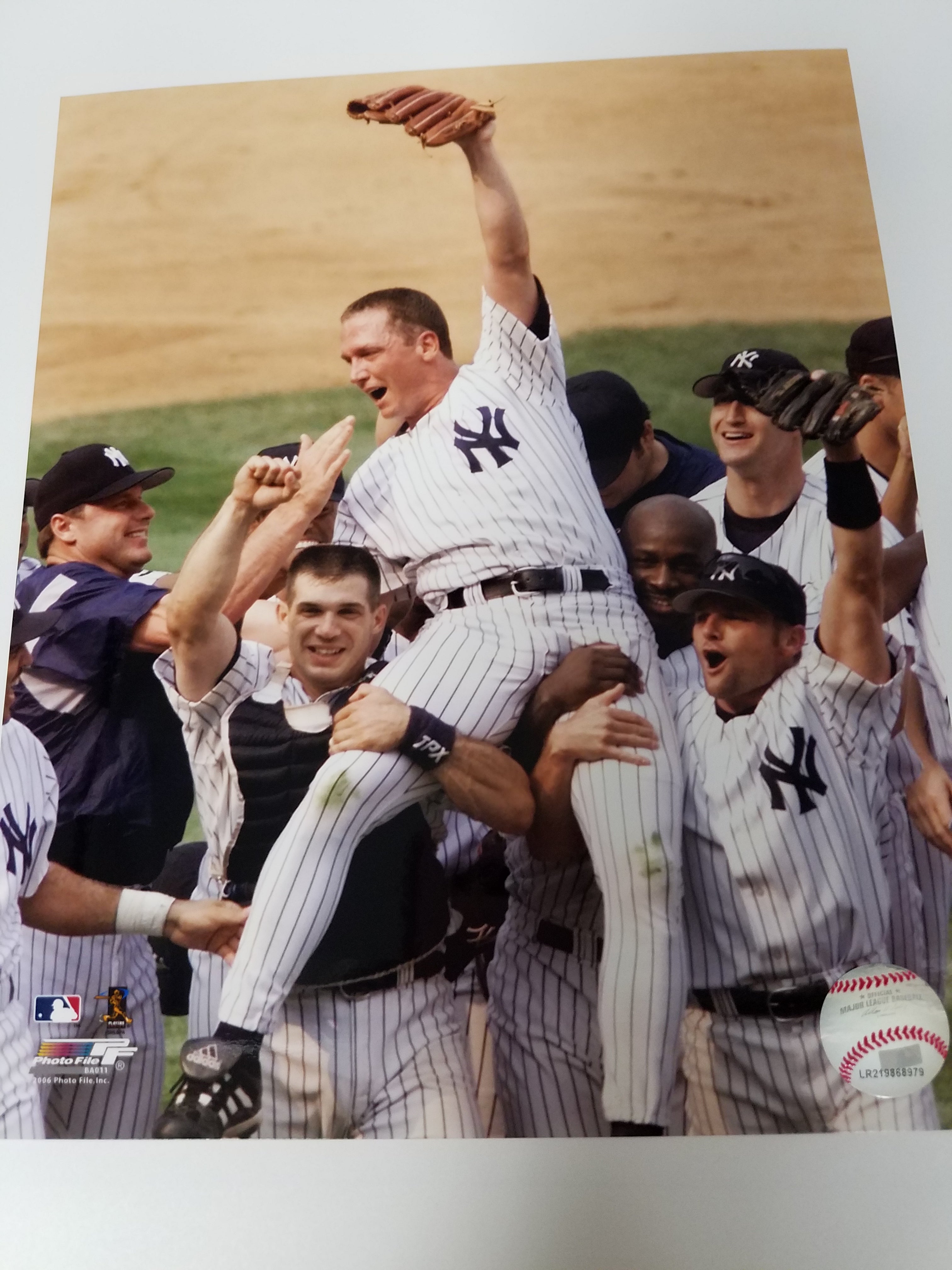 Authentic Autographed Memorabilia 