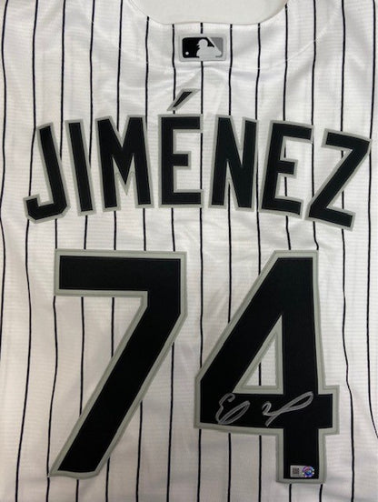 Authentic Autographed Memorabilia 