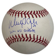Authentic Autographed Memorabilia 