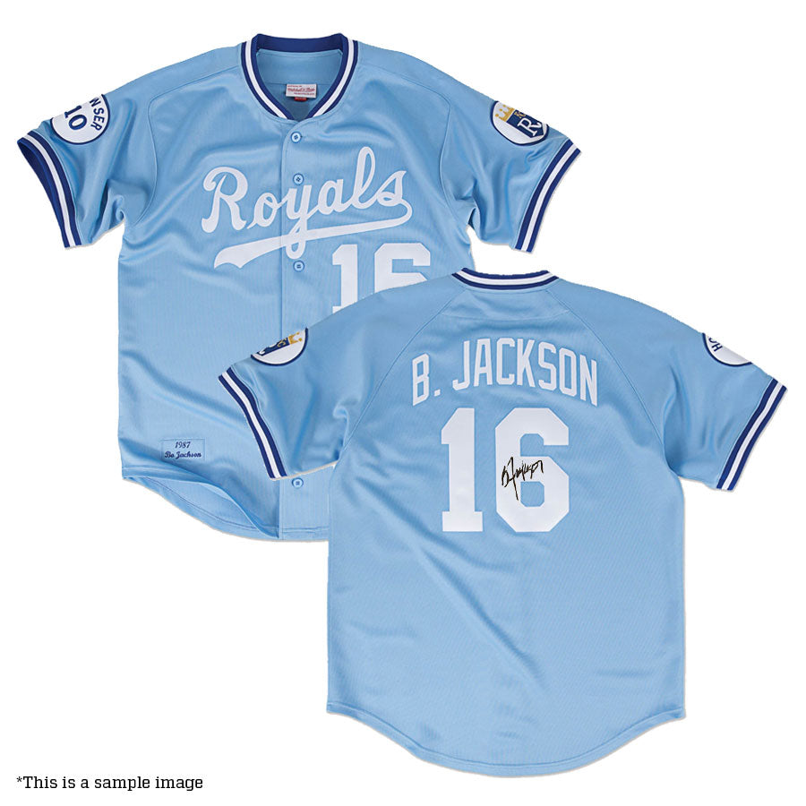 Authentic Autographed Memorabilia 